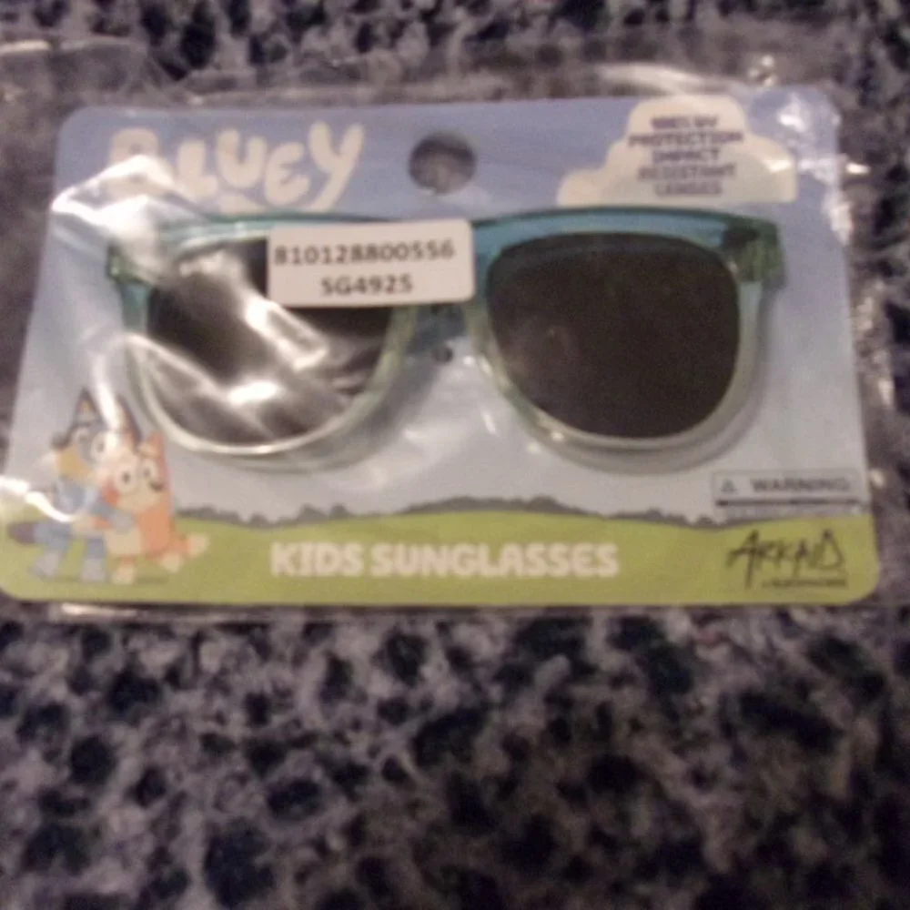 Kids Bluey Sunglasses 100% uv protection New